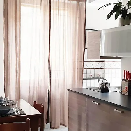 Apartment Nella, Free Parking & Luggage Storage * Florence