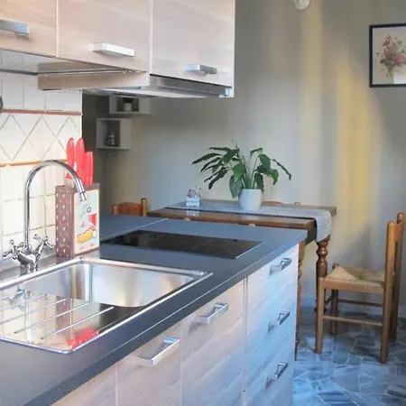 Apartment Nella, Free Parking & Luggage Storage * Florence
